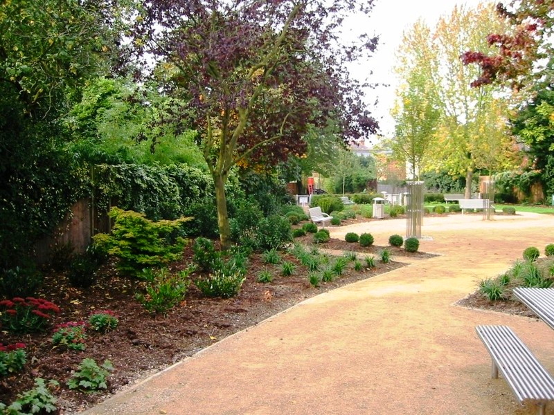 Mapesbury Dell Play Area, Cricklewood