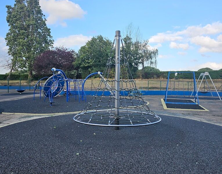 Winn’s Common Playground And Paddling Pool In London