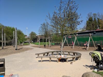 tooting-triangle-playground