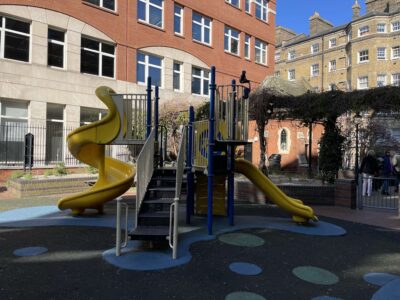 Covent-Garden-Playground-In-Drury-Lane-Gardens11